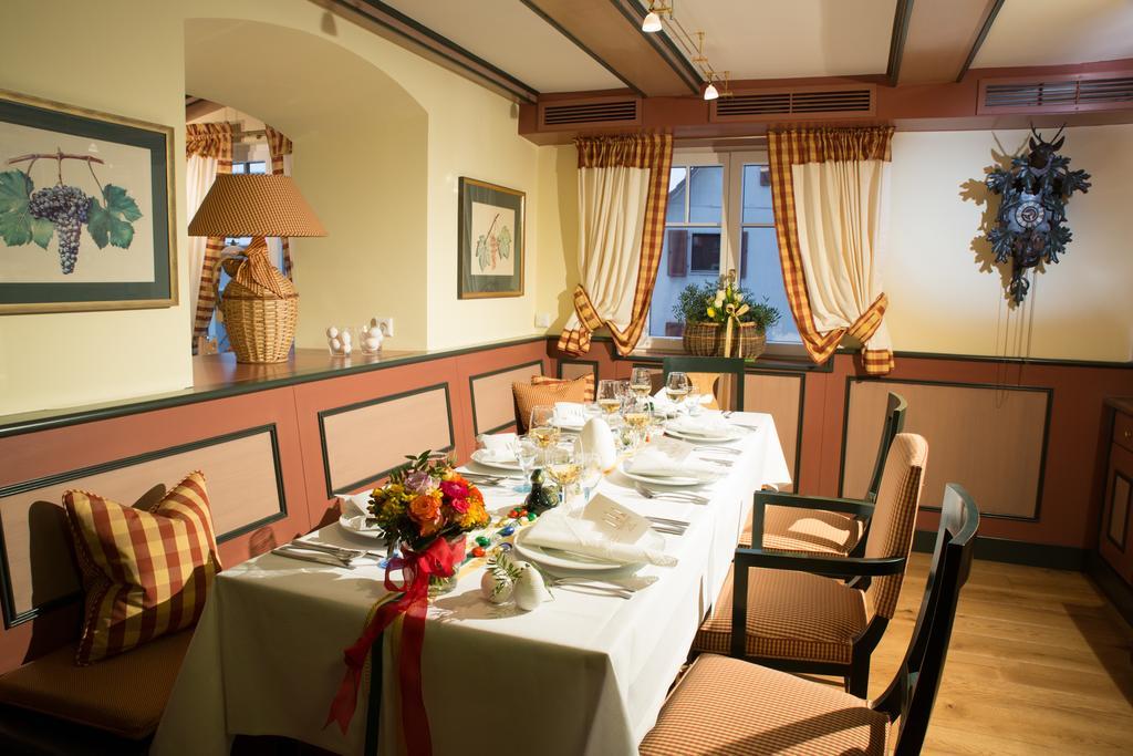 Landhotel Restaurant Zur Krone Gottenheim Exteriör bild