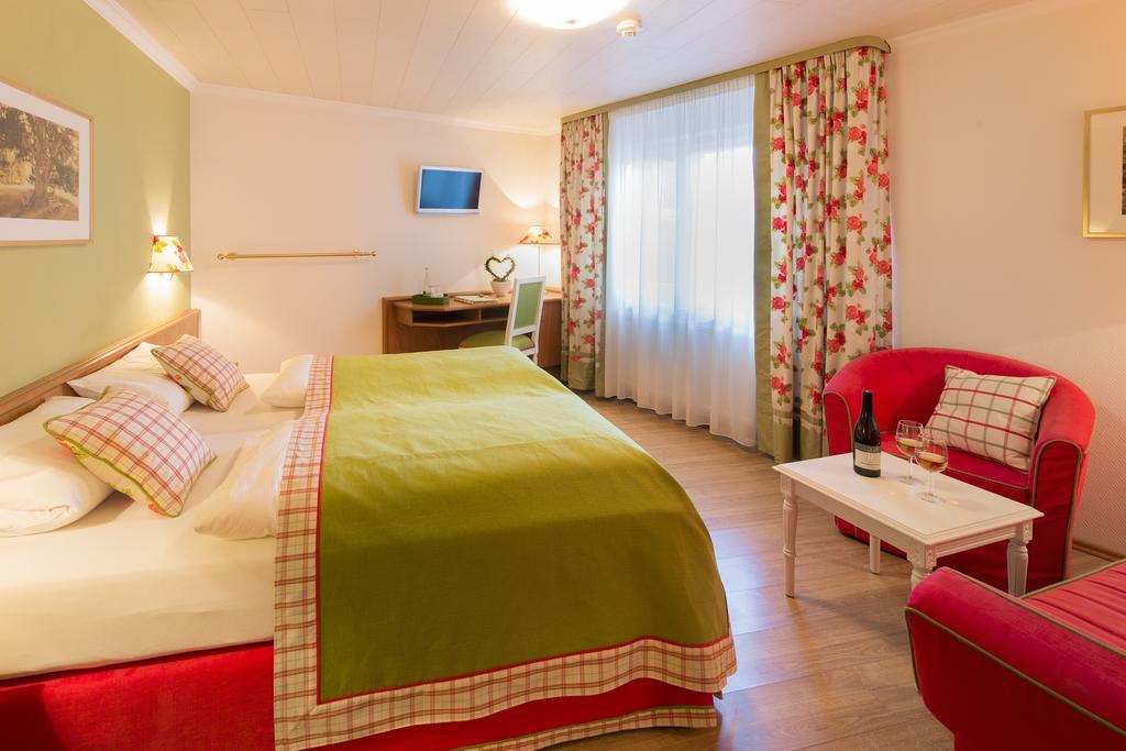 Landhotel Restaurant Zur Krone Gottenheim Rum bild